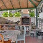 Estanco 14 Villa *